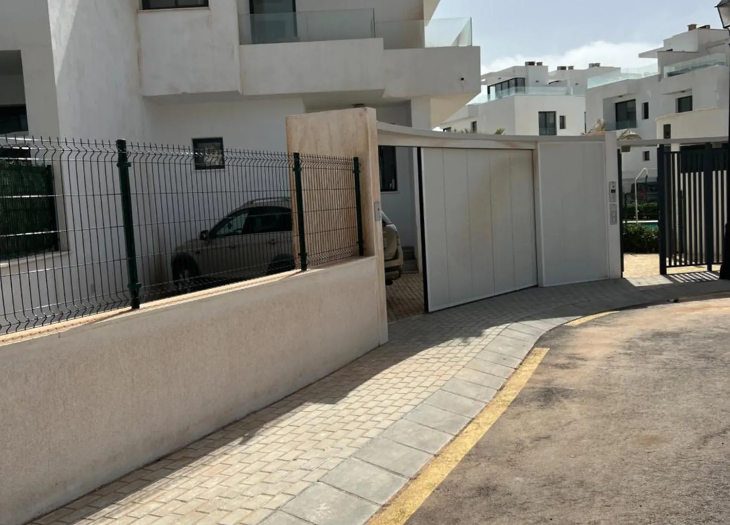 Fuengirola House Close To Beach With Shared Pool